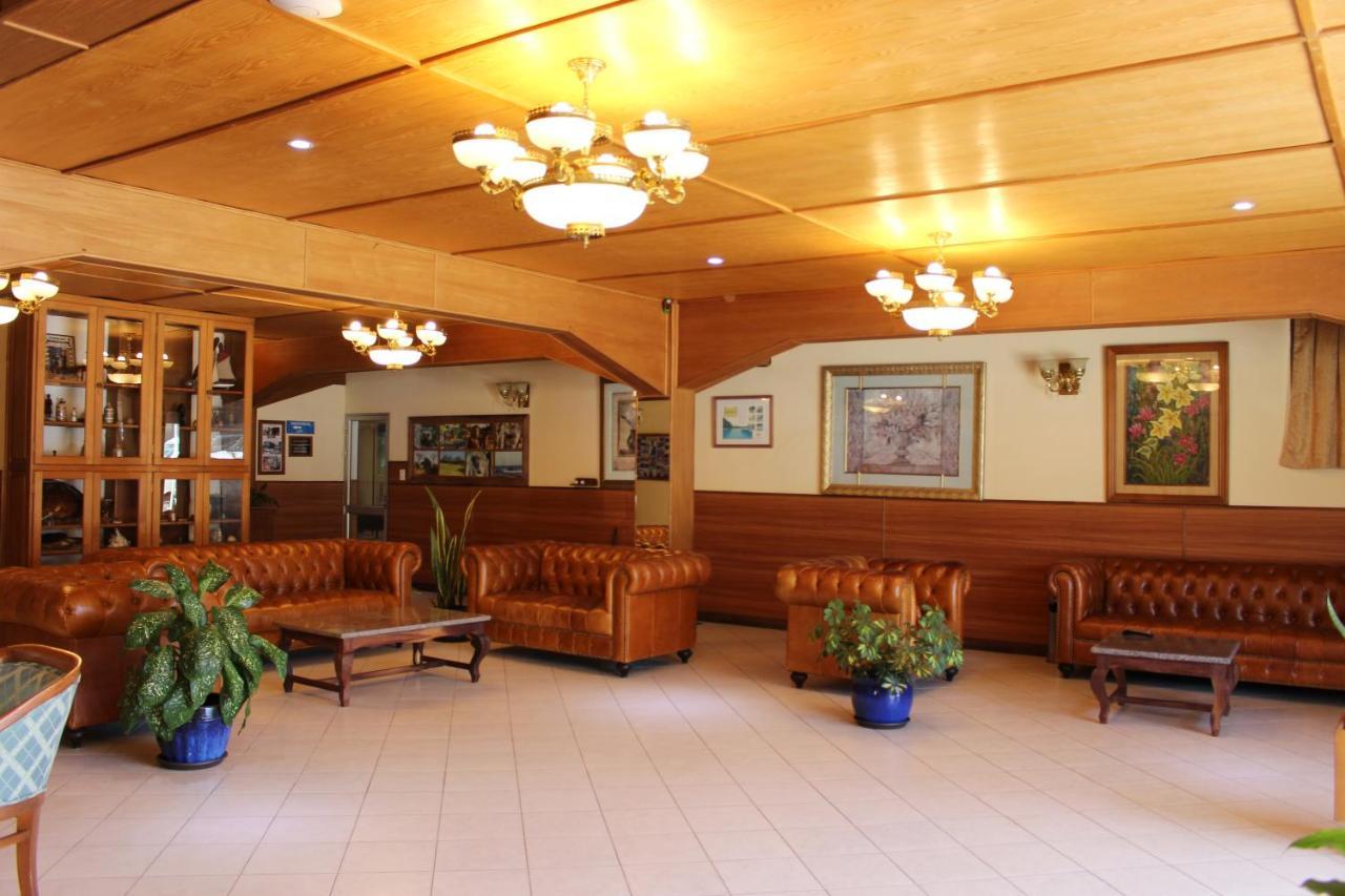 Sunny Garden Hotel อันตานานารีโว ภายนอก รูปภาพ